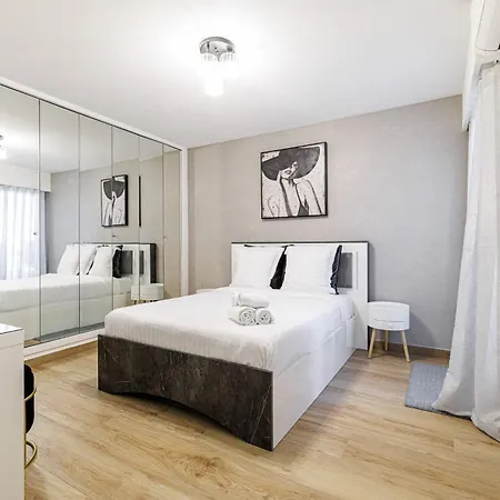 Le Mediterranee-centre-climatisation Apartment Menton